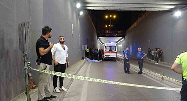 Ehliyetini 20 gün önce alıp kazada hayatını kaybeden gencin cenazesi yakınları tarafından teslim alındı