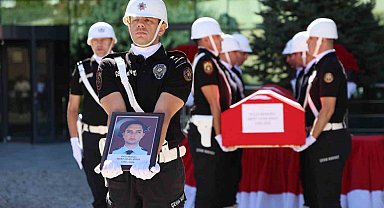 Elazığ'da trafik kazasında hayatını kaybeden polis, memleketine uğurlandı