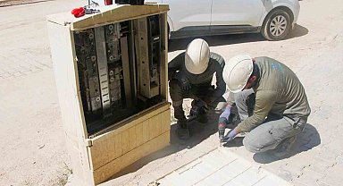 Elektrik panolarına müdahale can güvenliğini tehdit ediyor