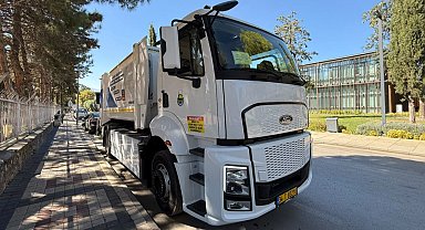 Elektrikli çöp kamyonuna Bursa İnegöl sokaklarında test