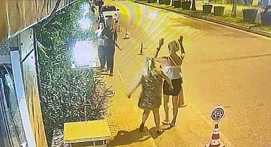 Elinde uzun namlulu plastik silahla sokağa çıktı jandarmayı alarma geçirdi