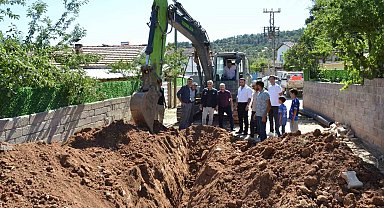Emet'te köylerin altyapı çalışmaları yerinde incelendi