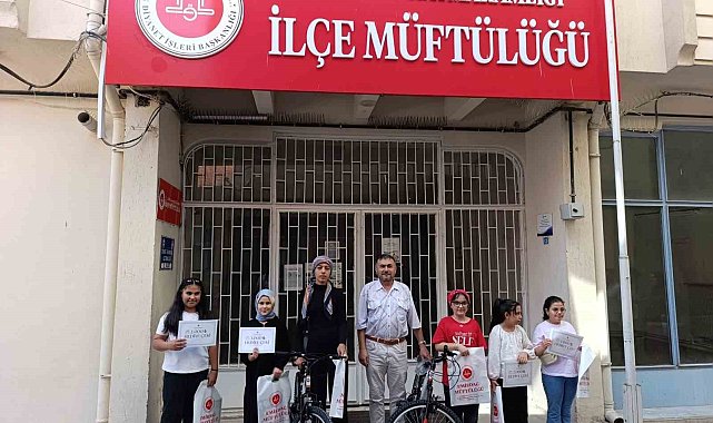 Emirdağ'da 'Camiler Arası Bilgi Yarışması'nda dereceye giren öğrenciler ödüllendirildi