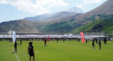Erciyes Yüksek İrtifa Kamp Merkezi, Academy Erciyes Cup başladı