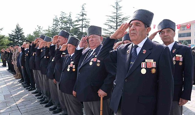 Erzincan'da 19 Eylül Gaziler Günü için tören düzenlendi