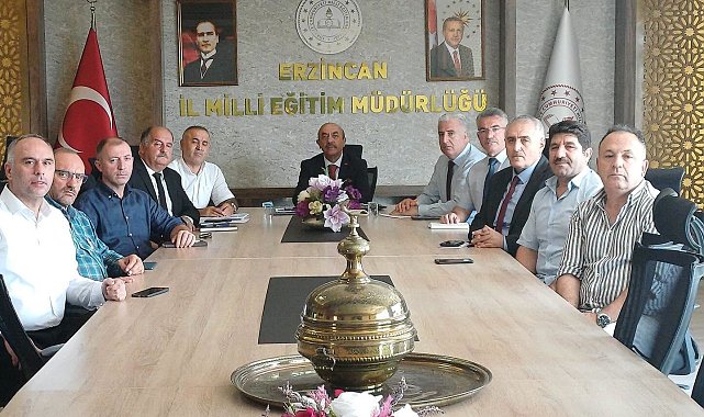 Erzincan'da imam hatip okullarının yöneticileriyle yeni eğitim öğretim yılı toplantısı yapıldı