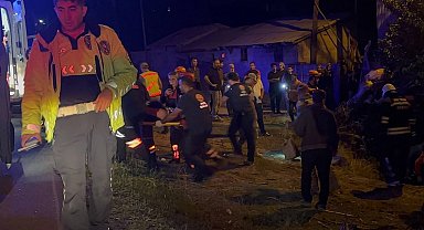 Erzincan'da otomobilin takla attığı kazada karı-koca yaralandı