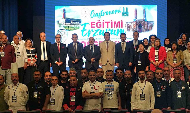 Erzurum'da gıda güvenliği, pişirme teknikleri ve toplu yemek üretimi zirvesi