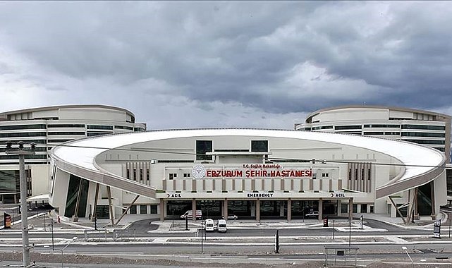 Erzurum'da mesai sonrası sağlık mesaisi
