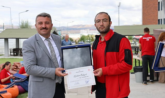 Erzurum'u hukuk fakültesi öğrencisi Yiğit Bilirdönmez temsil etti