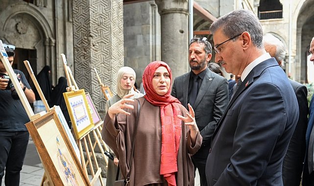 Erzurum'un kadim izleri Çifte Minareli Medrese'de sanatseverlerle buluştu