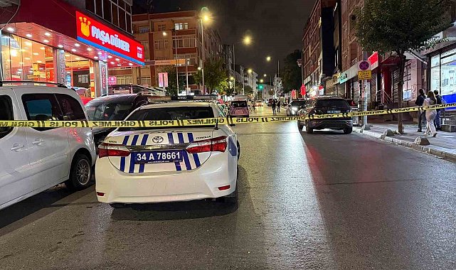 Esenler'de polisin üzerine yürüyen eli bıçaklı şahıs etkisiz hale getirildi