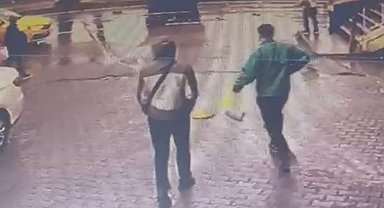 Esenyurt'ta feci kazada ağır yaralı hastaneye kaldırılan sürücü hayatını kaybetti