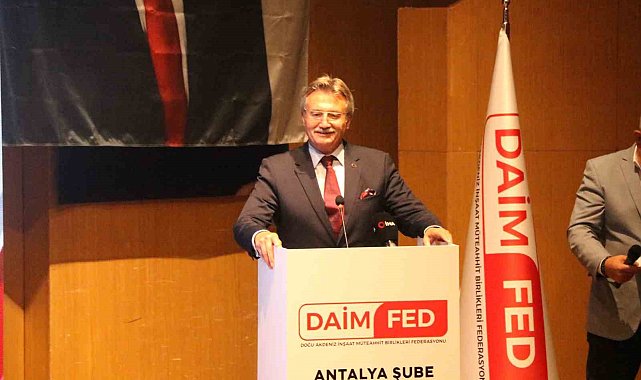 Eski Devlet Bakanı Kürşad Tüzmen: "Antalya yapı stoku olarak ciddi sıkıntıları olan bir şehir"