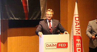 Eski Devlet Bakanı Kürşad Tüzmen: "Antalya yapı stoku olarak ciddi sıkıntıları olan bir şehir"
