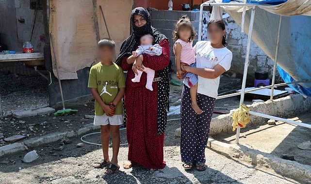 Ev alma hayaliyle kandırıldı, 5 çocuğuyla ahırda yaşamaya başladı