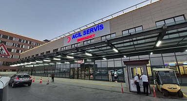 Evde baygın halde bulunan yaşlı çift hastaneye kaldırıldı