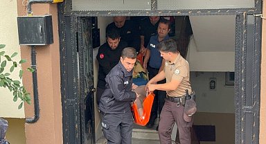 Evde düşen yaşlı kadın itfaiye ekiplerince kurtarıldı
