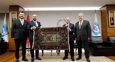 Faruk Acar'dan Başkan Büyükkılıç'a ziyaret
