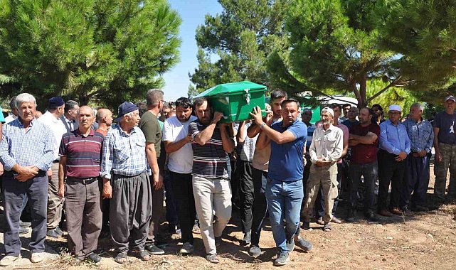 Feribot faciasında hayatını kaybeden Şerif Özdemir, Mersin'de son yolculuğuna uğurlandı