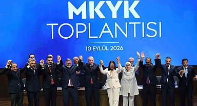 Foça Belediye Başkanı Saniye Bora Fıçı AK Parti'ye katıldı