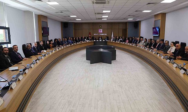 FÜ'de yeni eğitim öğretim yılı hazırlıkları değerlendirildi