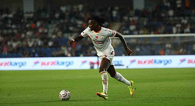 Galatasaray'da Rafael Leao ve Deniz Gül, ilk kez forma giydi