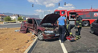 Gaziantep'te iki otomobil çarpıştı: 5 yaralı