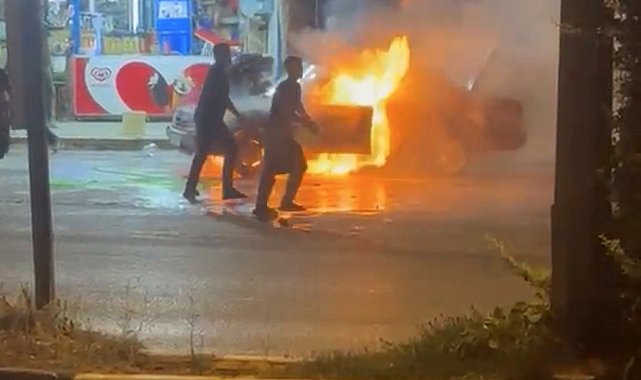 Gaziantep'te korkutan araç yangını