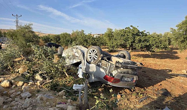 Gaziantep'te motosikletle çarpışan otomobil fıstık tarlasına uçtu: 1 ölü, 6 yaralı