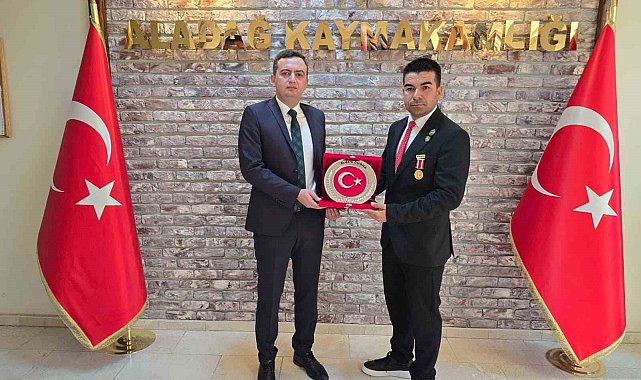 Gaziler Günü'nde gaziyi darp etti