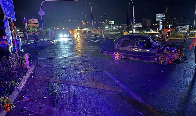 Gazipaşa'da alkollü sürücü kaza yaptı: 2 yaralı