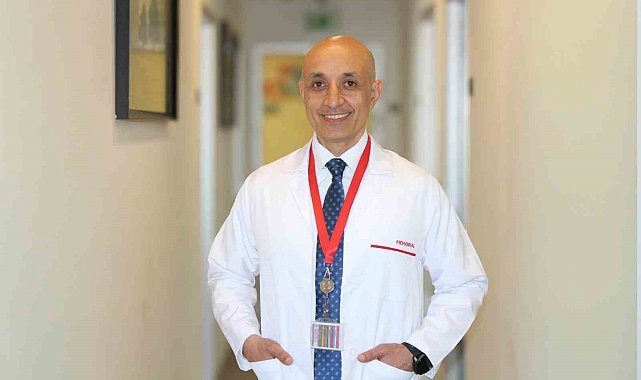 Geçmeyen karın şişliği yumurtalık kanseri belirtisi olabilir