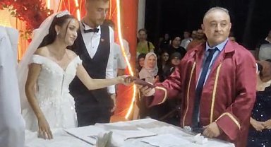 Gelibolu'da nikah memuru kendi kızının nikahını kıydı