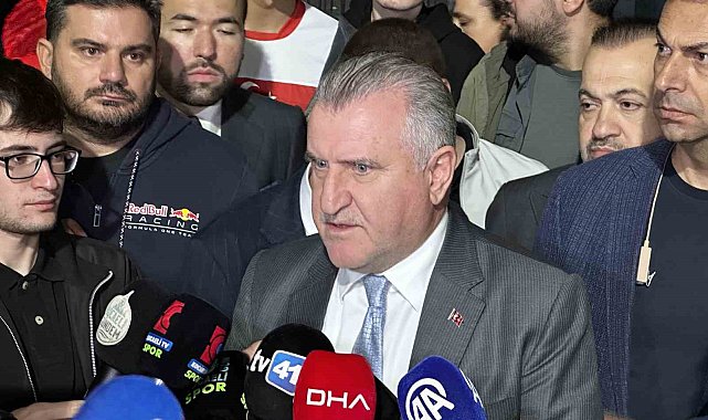 Gençlik ve Spor Bakanı Bak, Türkiye-Fransa maçını değerlendirdi