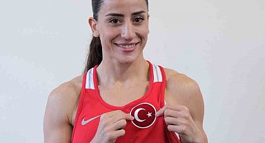 Gizem Özer Bulgaristan'da