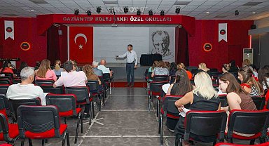 GKV Özel Okulları'nda "Türkiye Yüzyılı Maarif Modeli" semineri