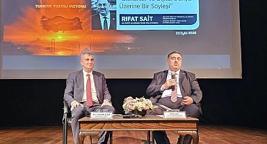 Gölcük'te "Balkanlar ve Dijital Medya" konulu söyleşi düzenlendi