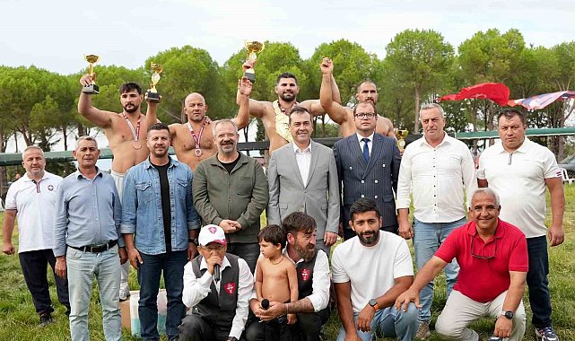 Gömeç'te Güreş heyecanı yaşandı