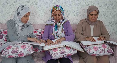 Görme engelli 3 kardeş azimle üniversiteyi kazandı