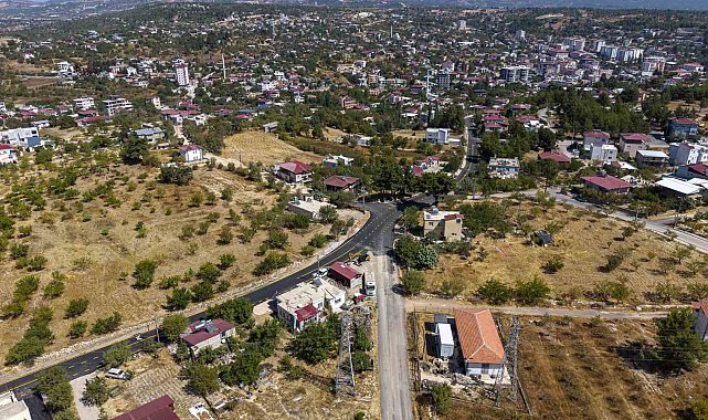 Gülnar'da 3 mahalleyi birbirine bağlayan yol yenilendi