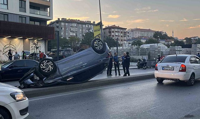 Güngören'de kaza yapan aracın takla attığı anlar kamerada