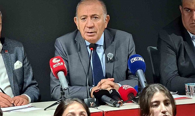 Gürsel Tekin: "Önümüzdeki günlerde partimizin Genel Başkanı, Genel Merkezi yeniden bir yapılanma konusunda kararını verecektir"