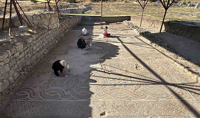 Hadrianopolis'te 4. yüzyıla ait eşsiz mozaiklerin bulunduğu yapının restorasyonu tamamlandı