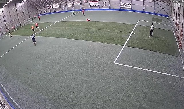 Halı sahada kalp krizi geçiren sağlık çalışanı hayatını kaybetti
