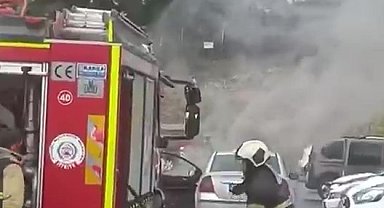 Hastane otoparkında otomobil yangını