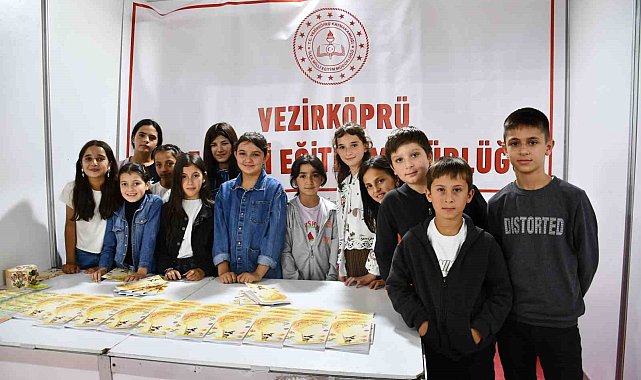 Hayalbaz öğrencilerden masal kitabı