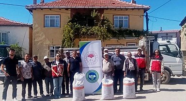 Hisarcık Karbasan köyünde organik adaçayı üreticilerine gübre desteği
