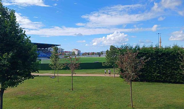İçinde futbol sahası ve tribünü bulunan Türkiye'nin ilk ve tek spor temalı Millet Bahçesi Trabzon'da açılışa hazırlanıyor