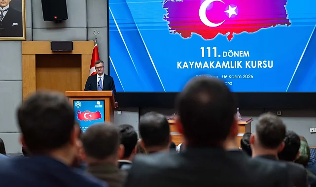 İletişim Başkanı Burhanettin Duran kaymakam adaylarıyla buluştu